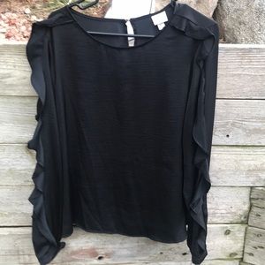 NWT Ruffle sleeve shirt